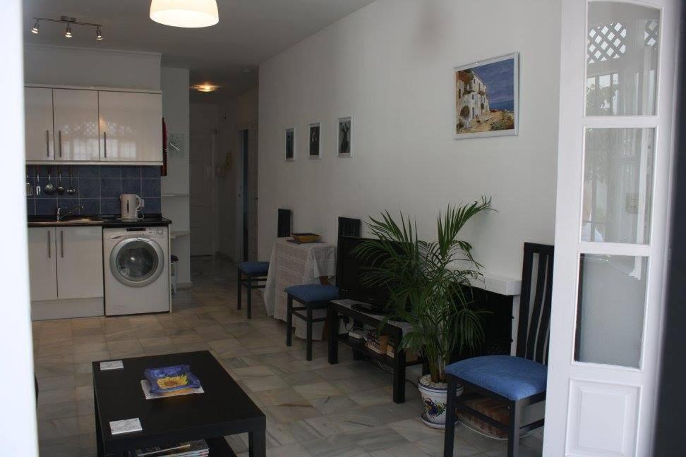 Casa Lesley Anne Lägenhet Nerja